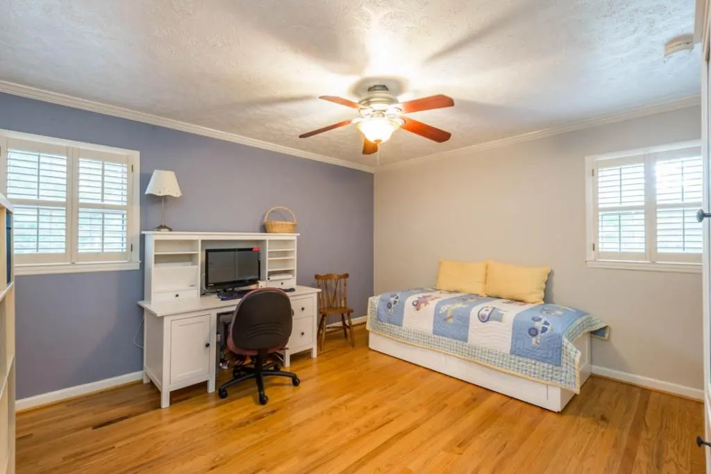 7135 Dunhill Terrace, Sandy Springs, Georgia 30328, 5 Bedrooms Bedrooms, ,3 BathroomsBathrooms,Residential,Sold,7135 Dunhill Terrace,5854670