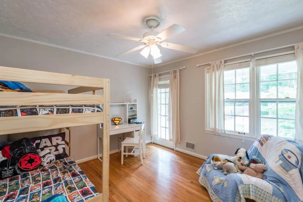 7135 Dunhill Terrace, Sandy Springs, Georgia 30328, 5 Bedrooms Bedrooms, ,3 BathroomsBathrooms,Residential,Sold,7135 Dunhill Terrace,5854670