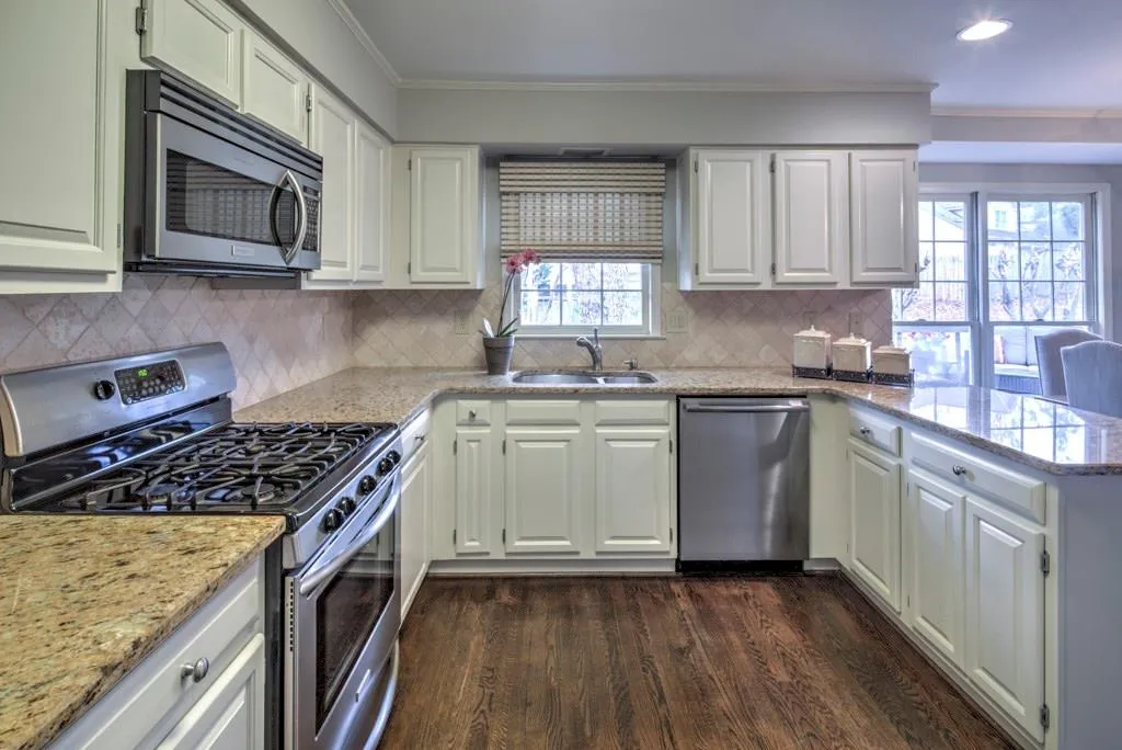 1165 Chalfont Walk Ne, Brookhaven, Georgia 30319, 3 Bedrooms Bedrooms, ,2 BathroomsBathrooms,Residential,Sold,1165 Chalfont Walk Ne,5825141