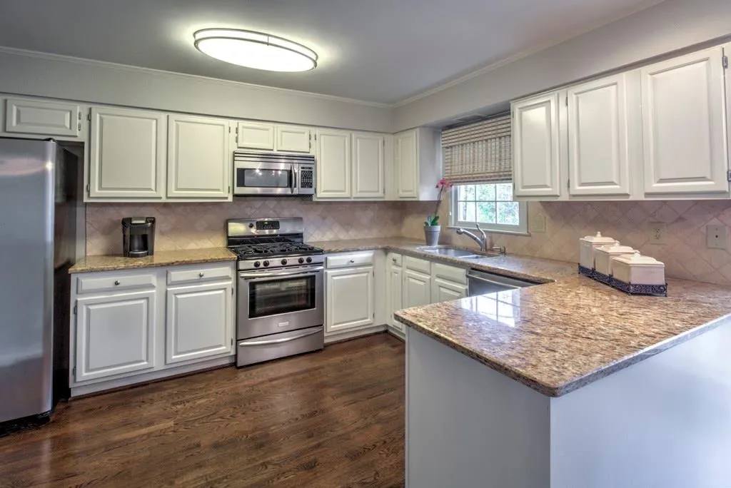 1165 Chalfont Walk Ne, Brookhaven, Georgia 30319, 3 Bedrooms Bedrooms, ,2 BathroomsBathrooms,Residential,Sold,1165 Chalfont Walk Ne,5825141