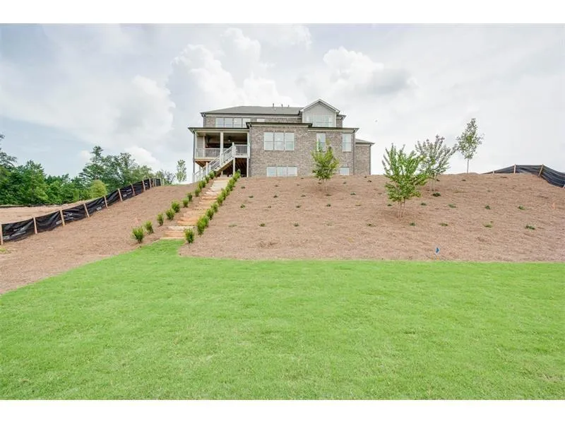 10 Spalding Court, Sandy Springs, Georgia 30350, 5 Bedrooms Bedrooms, ,4 BathroomsBathrooms,Residential,Sold,10 Spalding Court,5767432