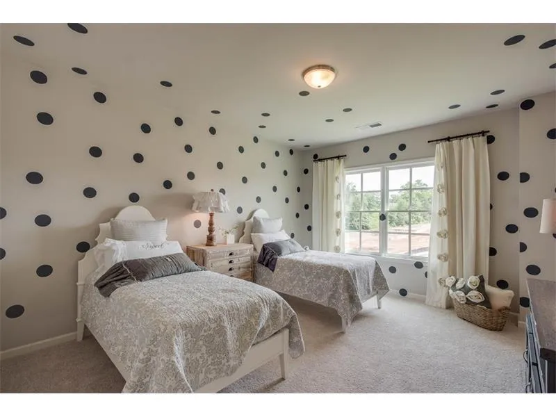 10 Spalding Court, Sandy Springs, Georgia 30350, 5 Bedrooms Bedrooms, ,4 BathroomsBathrooms,Residential,Sold,10 Spalding Court,5767432