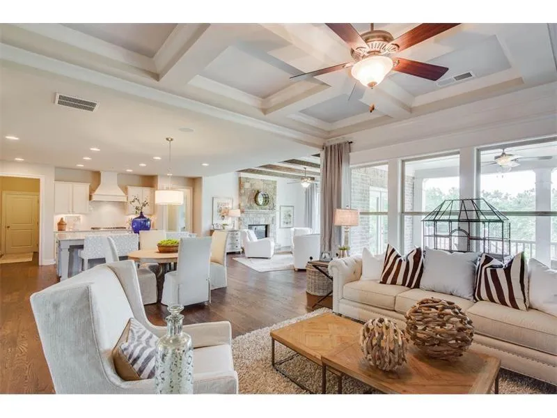 10 Spalding Court, Sandy Springs, Georgia 30350, 5 Bedrooms Bedrooms, ,4 BathroomsBathrooms,Residential,Sold,10 Spalding Court,5767432