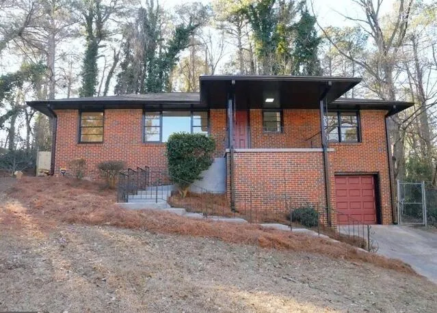 2756 Oldknow Drive, Atlanta, Georgia 30318