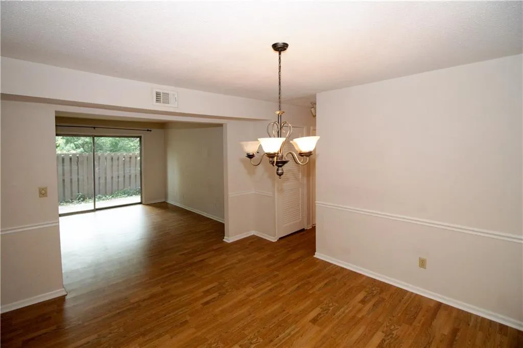 6851 Roswell Road Unit O-23, Atlanta, Georgia 30328, 2 Bedrooms Bedrooms, ,2 BathroomsBathrooms,Residential,Sold,6851 Roswell Road Unit O-23,5879994
