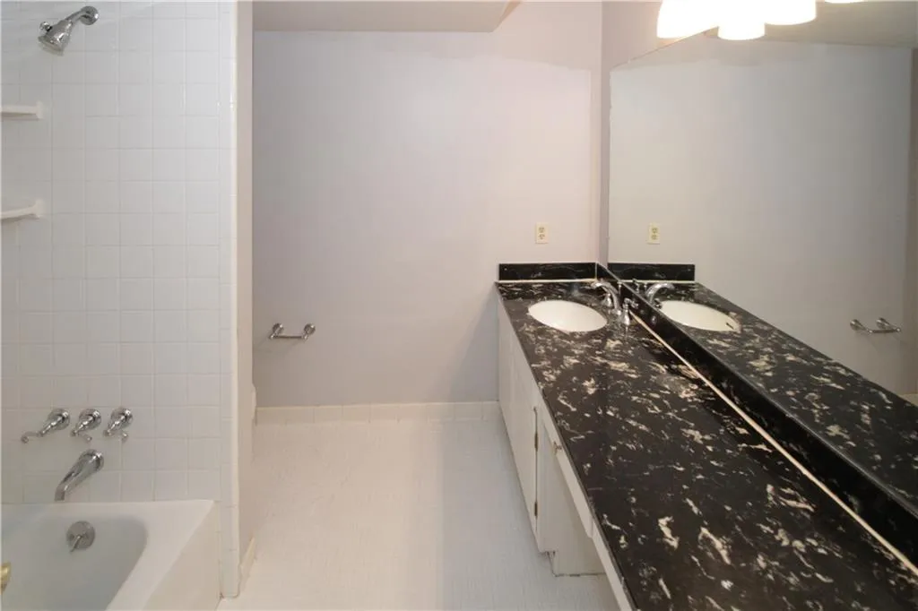 6851 Roswell Road Unit O-23, Atlanta, Georgia 30328, 2 Bedrooms Bedrooms, ,2 BathroomsBathrooms,Residential,Sold,6851 Roswell Road Unit O-23,5879994