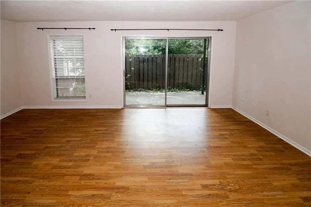6851 Roswell Road Unit O-23, Atlanta, Georgia 30328, 2 Bedrooms Bedrooms, ,2 BathroomsBathrooms,Residential,Sold,6851 Roswell Road Unit O-23,5879994