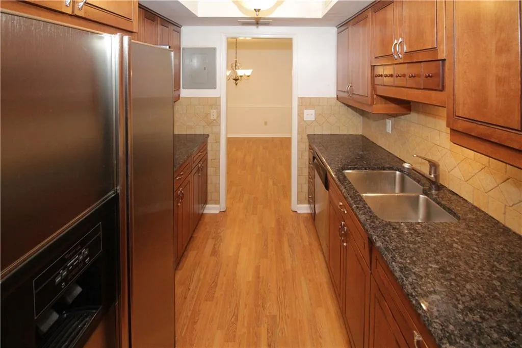 6851 Roswell Road Unit O-23, Atlanta, Georgia 30328, 2 Bedrooms Bedrooms, ,2 BathroomsBathrooms,Residential,Sold,6851 Roswell Road Unit O-23,5879994