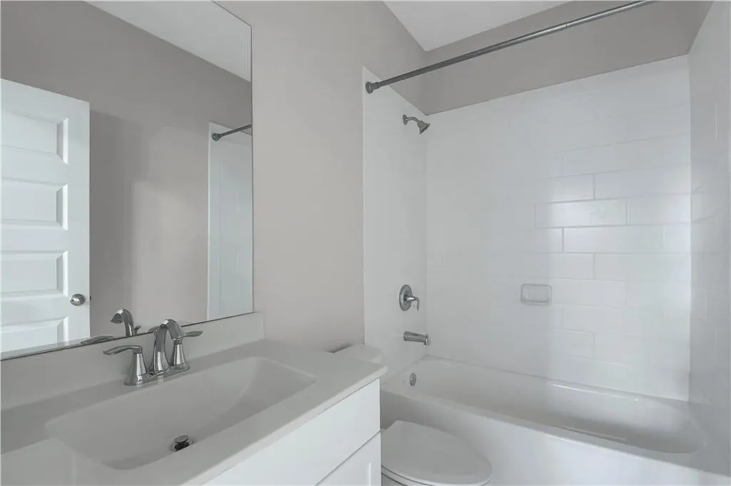 2026 Manchester Street Ne, Atlanta, Georgia 30324, 3 Bedrooms Bedrooms, ,3 BathroomsBathrooms,Residential,For Sale,2026 Manchester Street Ne,7634850