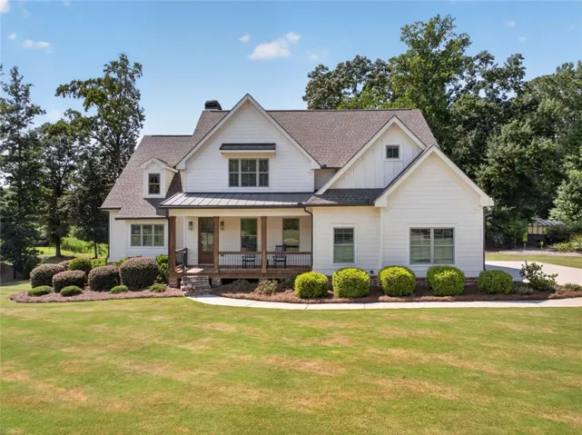 417 Fox Valley Drive, Monroe, Georgia 30656