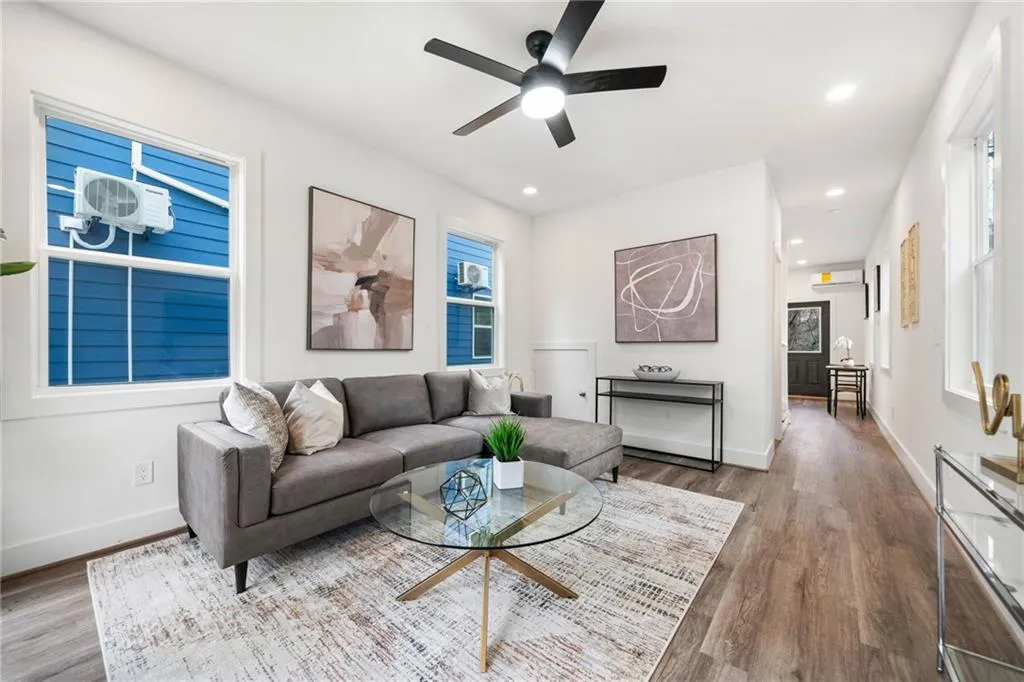2668 Brown Street Nw, Atlanta, Georgia 30318, 2 Bedrooms Bedrooms, ,1 BathroomBathrooms,Residential,For Sale,2668 Brown Street Nw,7651880