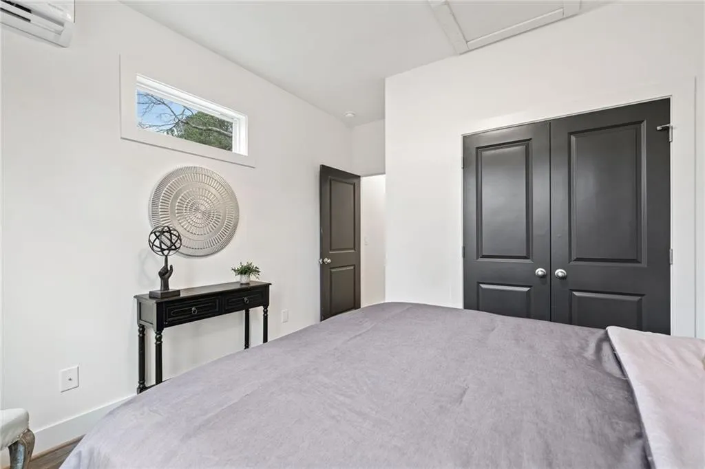 2668 Brown Street Nw, Atlanta, Georgia 30318, 2 Bedrooms Bedrooms, ,1 BathroomBathrooms,Residential,For Sale,2668 Brown Street Nw,7651880
