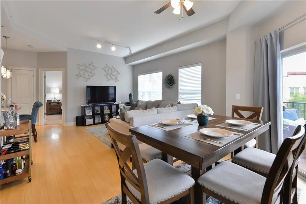 200 River Vista Drive Unit 708, Atlanta, Georgia 30339, 2 Bedrooms Bedrooms, ,2 BathroomsBathrooms,Residential,Sold,200 River Vista Drive Unit 708,6920505
