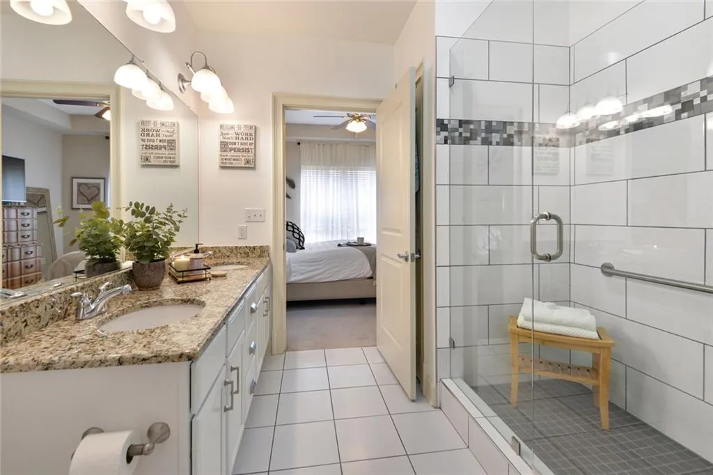 200 River Vista Drive Unit 708, Atlanta, Georgia 30339, 2 Bedrooms Bedrooms, ,2 BathroomsBathrooms,Residential,Sold,200 River Vista Drive Unit 708,6920505