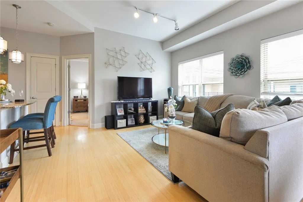 200 River Vista Drive Unit 708, Atlanta, Georgia 30339, 2 Bedrooms Bedrooms, ,2 BathroomsBathrooms,Residential,Sold,200 River Vista Drive Unit 708,6920505