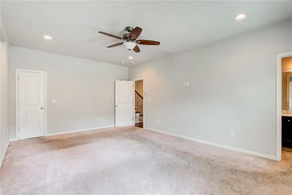 1015 Bergeron Place, Atlanta, Georgia 30328, 4 Bedrooms Bedrooms, ,3 BathroomsBathrooms,Residential,Sold,1015 Bergeron Place,7232889