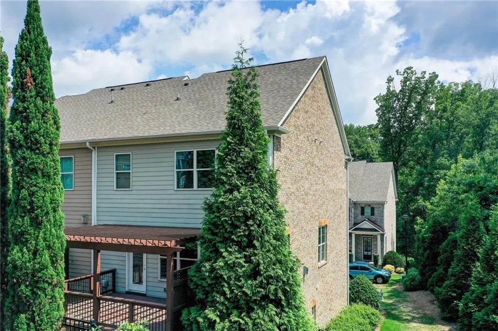 1015 Bergeron Place, Atlanta, Georgia 30328, 4 Bedrooms Bedrooms, ,3 BathroomsBathrooms,Residential,Sold,1015 Bergeron Place,7232889