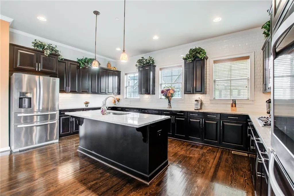 1015 Bergeron Place, Atlanta, Georgia 30328, 4 Bedrooms Bedrooms, ,3 BathroomsBathrooms,Residential,Sold,1015 Bergeron Place,7232889