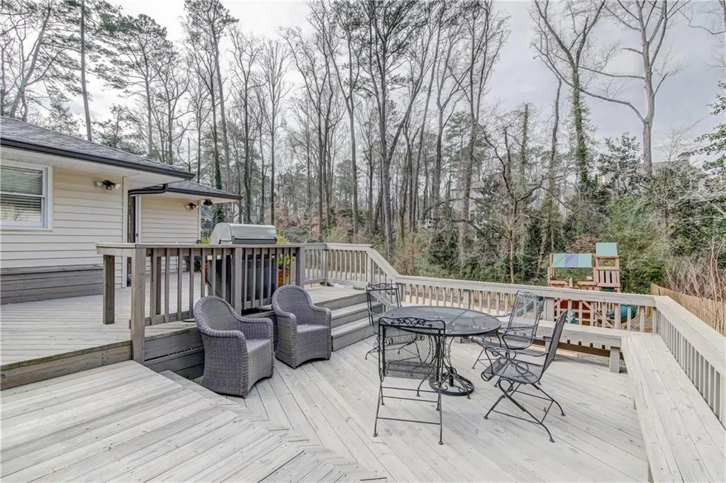 4600 Dalmer Road, Atlanta, Georgia 30342, 3 Bedrooms Bedrooms, ,3 BathroomsBathrooms,Residential,Sold,4600 Dalmer Road,6501687