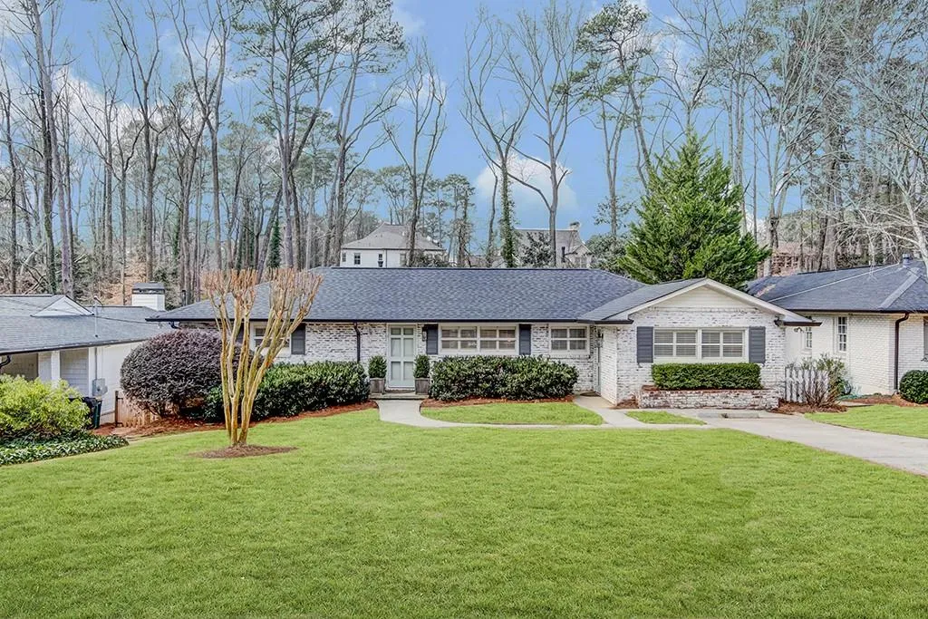 4600 Dalmer Road, Atlanta, Georgia 30342, 3 Bedrooms Bedrooms, ,3 BathroomsBathrooms,Residential,Sold,4600 Dalmer Road,6501687