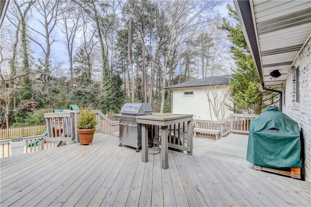 4600 Dalmer Road, Atlanta, Georgia 30342, 3 Bedrooms Bedrooms, ,3 BathroomsBathrooms,Residential,Sold,4600 Dalmer Road,6501687