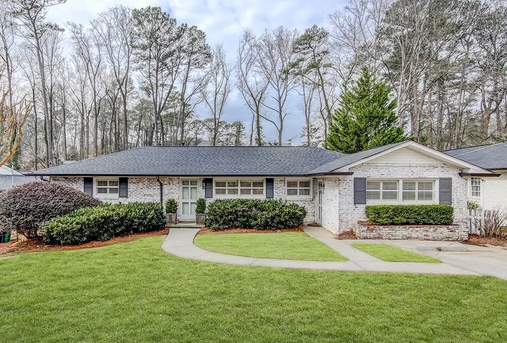 4600 Dalmer Road, Atlanta, Georgia 30342, 3 Bedrooms Bedrooms, ,3 BathroomsBathrooms,Residential,Sold,4600 Dalmer Road,6501687