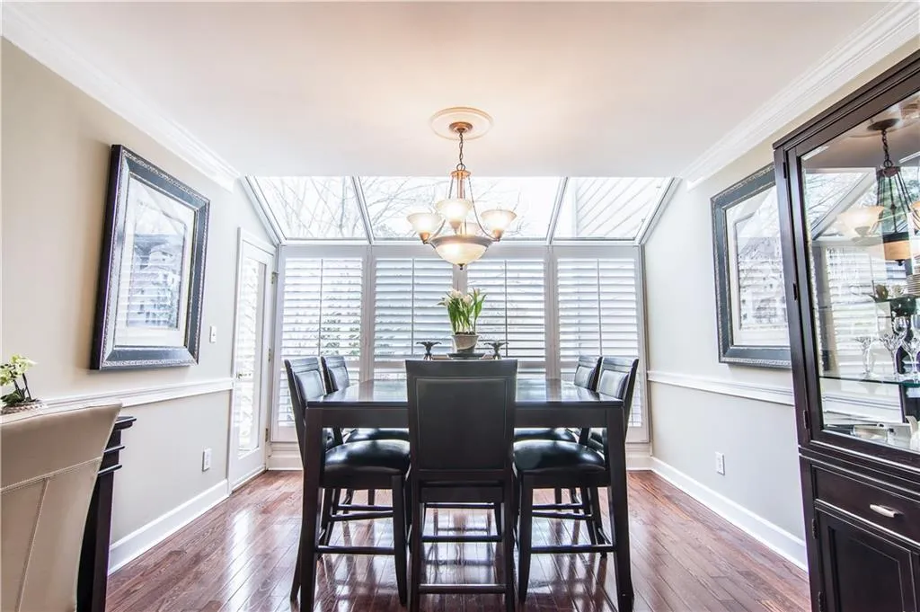 7500 Roswell Road Unit 52, Sandy Springs, Georgia 30350, 3 Bedrooms Bedrooms, ,2 BathroomsBathrooms,Residential,Sold,7500 Roswell Road Unit 52,5830933