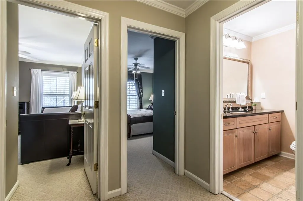 7500 Roswell Road Unit 52, Sandy Springs, Georgia 30350, 3 Bedrooms Bedrooms, ,2 BathroomsBathrooms,Residential,Sold,7500 Roswell Road Unit 52,5830933