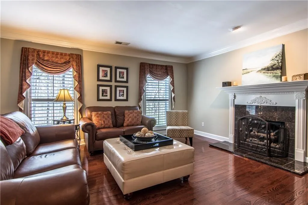 7500 Roswell Road Unit 52, Sandy Springs, Georgia 30350, 3 Bedrooms Bedrooms, ,2 BathroomsBathrooms,Residential,Sold,7500 Roswell Road Unit 52,5830933