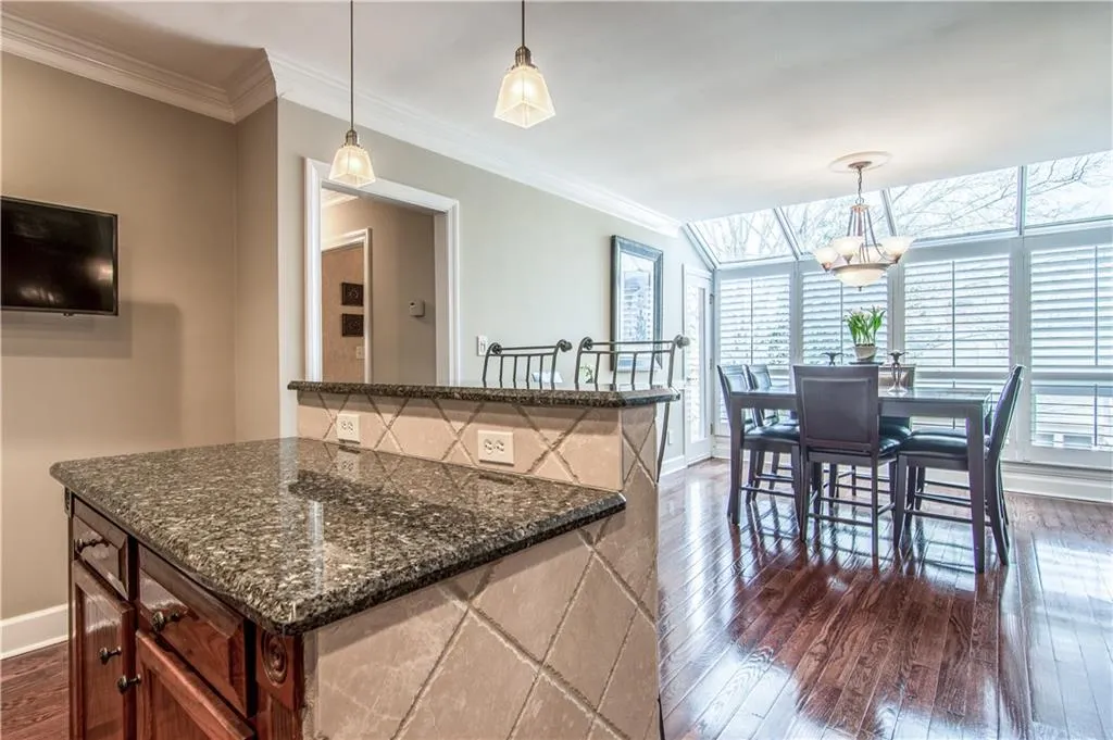 7500 Roswell Road Unit 52, Sandy Springs, Georgia 30350, 3 Bedrooms Bedrooms, ,2 BathroomsBathrooms,Residential,Sold,7500 Roswell Road Unit 52,5830933