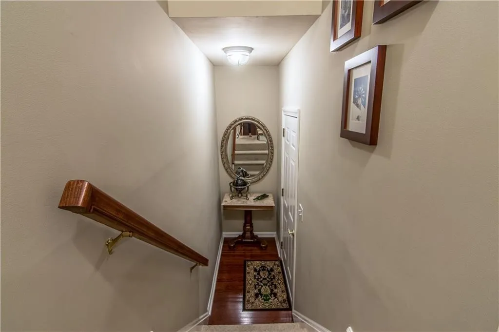 7500 Roswell Road Unit 52, Sandy Springs, Georgia 30350, 3 Bedrooms Bedrooms, ,2 BathroomsBathrooms,Residential,Sold,7500 Roswell Road Unit 52,5830933