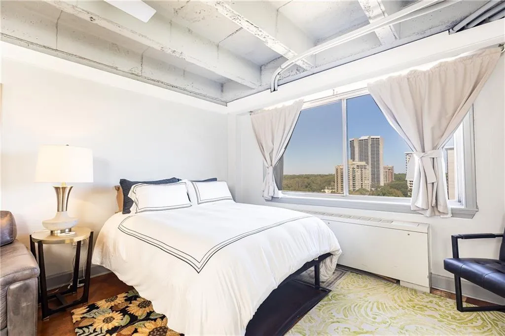 2479 Peachtree Road Ne Unit 1711, Atlanta, Georgia 30305, 1 Bedroom Bedrooms, ,1 BathroomBathrooms,Residential,For Sale,2479 Peachtree Road Ne Unit 1711,7667682