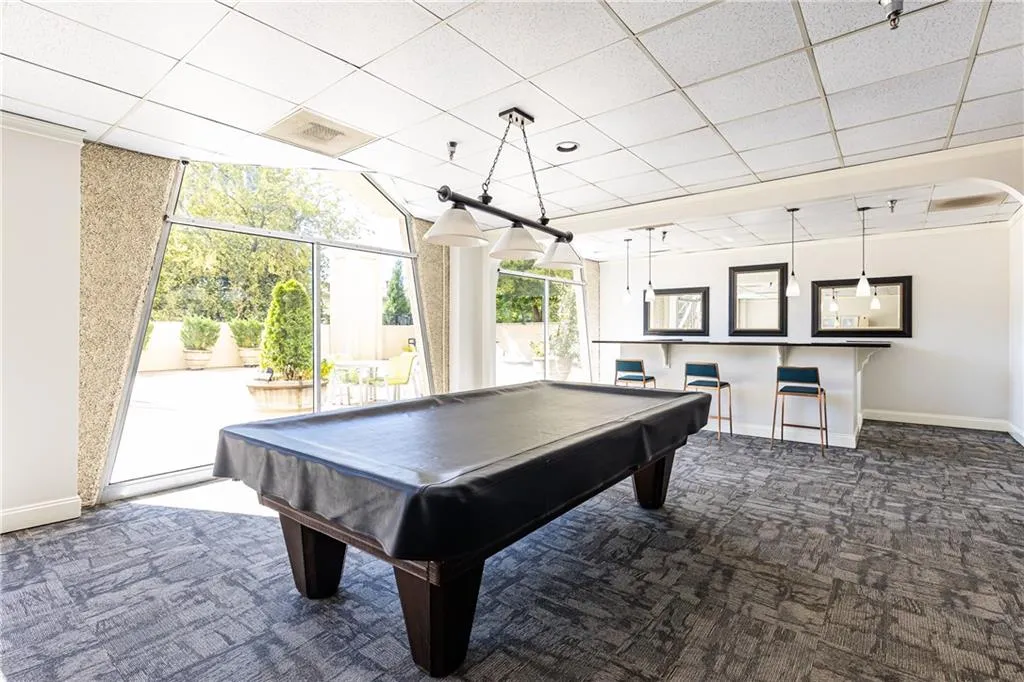 2479 Peachtree Road Ne Unit 1711, Atlanta, Georgia 30305, 1 Bedroom Bedrooms, ,1 BathroomBathrooms,Residential,For Sale,2479 Peachtree Road Ne Unit 1711,7667682
