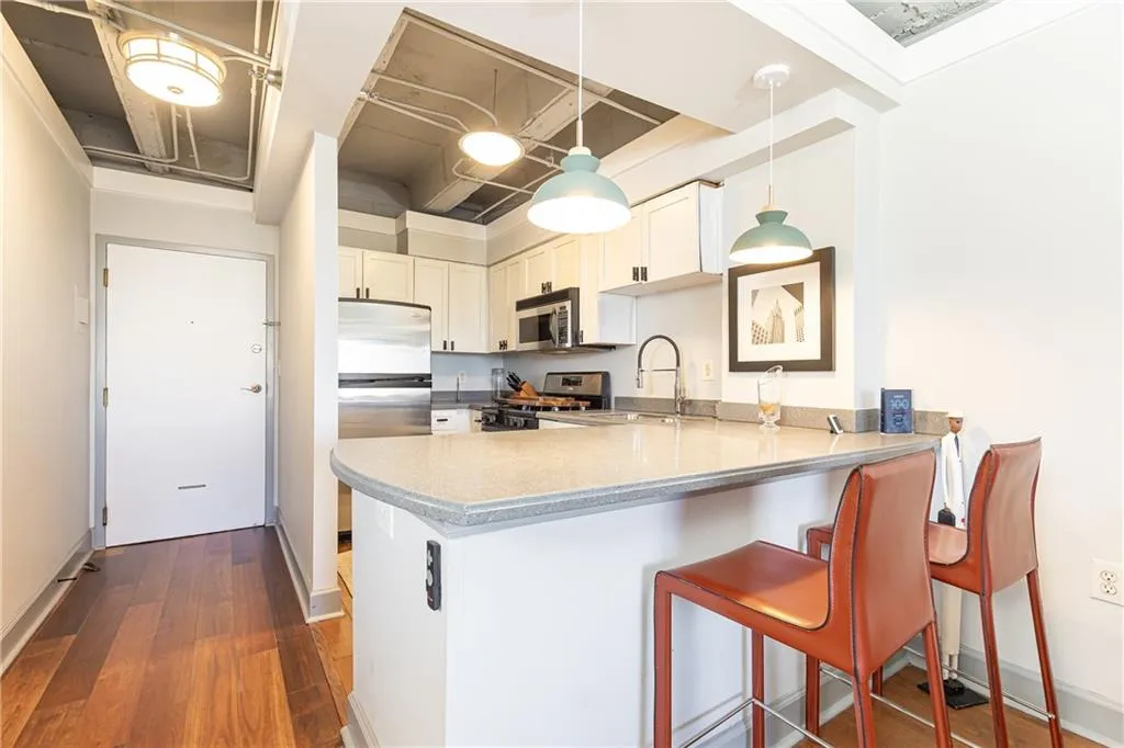 2479 Peachtree Road Ne Unit 1711, Atlanta, Georgia 30305, 1 Bedroom Bedrooms, ,1 BathroomBathrooms,Residential,For Sale,2479 Peachtree Road Ne Unit 1711,7667682