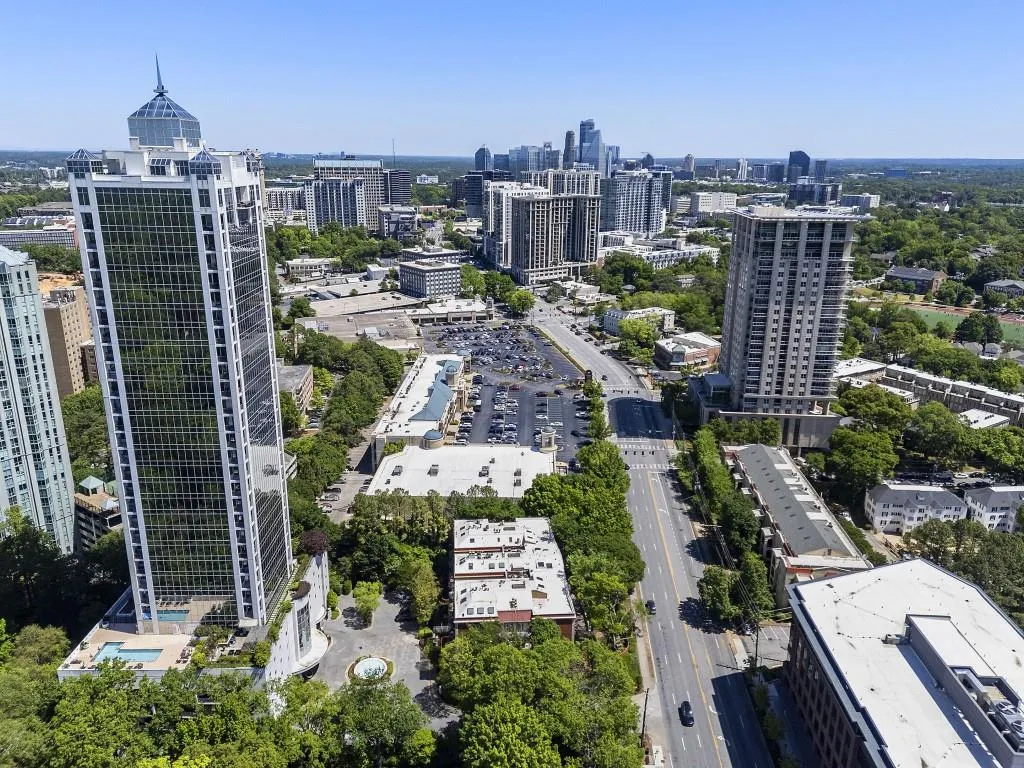 2840 Peachtree Road Nw Unit 406, Atlanta, Georgia 30305, 1 Bedroom Bedrooms, 0 ,1 BathroomBathrooms,Residential,For Sale,2840 Peachtree Road Nw Unit 406,7759424