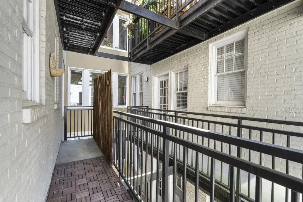 2840 Peachtree Road Nw Unit 406, Atlanta, Georgia 30305, 1 Bedroom Bedrooms, 0 ,1 BathroomBathrooms,Residential,For Sale,2840 Peachtree Road Nw Unit 406,7759424