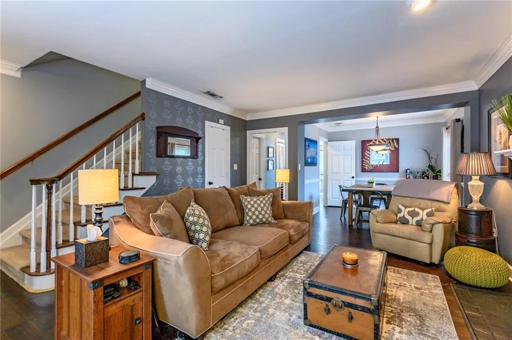 7500 Roswell Road Unit 40, Sandy Springs, Georgia 30350, 2 Bedrooms Bedrooms, ,2 BathroomsBathrooms,Residential,Sold,7500 Roswell Road Unit 40,6531954