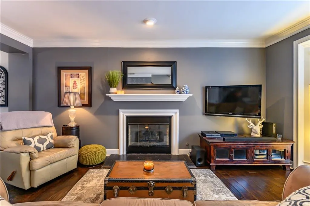 7500 Roswell Road Unit 40, Sandy Springs, Georgia 30350, 2 Bedrooms Bedrooms, ,2 BathroomsBathrooms,Residential,Sold,7500 Roswell Road Unit 40,6531954