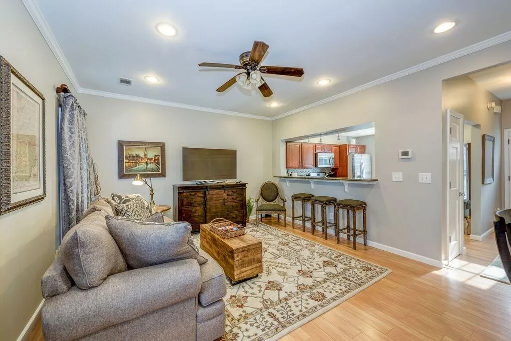 410 Wedgewood Way, Atlanta, Georgia 30350, 2 Bedrooms Bedrooms, ,2 BathroomsBathrooms,Residential,Sold,410 Wedgewood Way,5830141