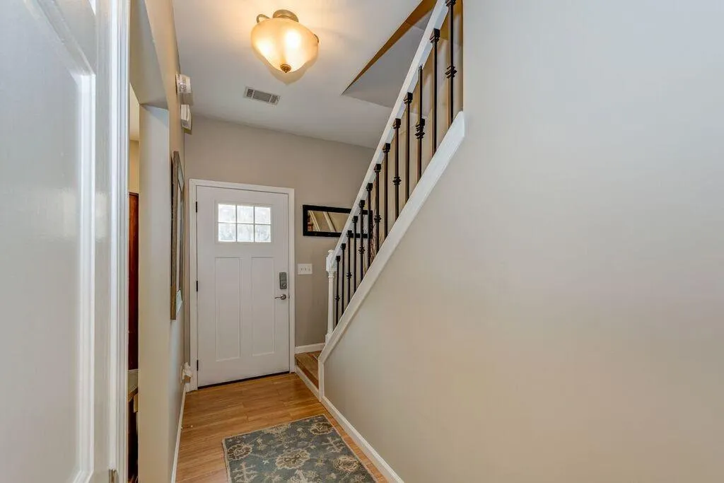 410 Wedgewood Way, Atlanta, Georgia 30350, 2 Bedrooms Bedrooms, ,2 BathroomsBathrooms,Residential,Sold,410 Wedgewood Way,5830141