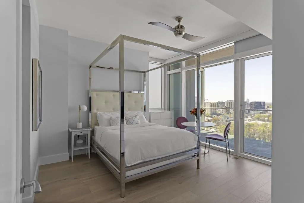 3325 Piedmont Road Unit 2203, Atlanta, Georgia 30305, 1 Bedroom Bedrooms, ,1 BathroomBathrooms,Residential,For Sale,3325 Piedmont Road Unit 2203,7663373