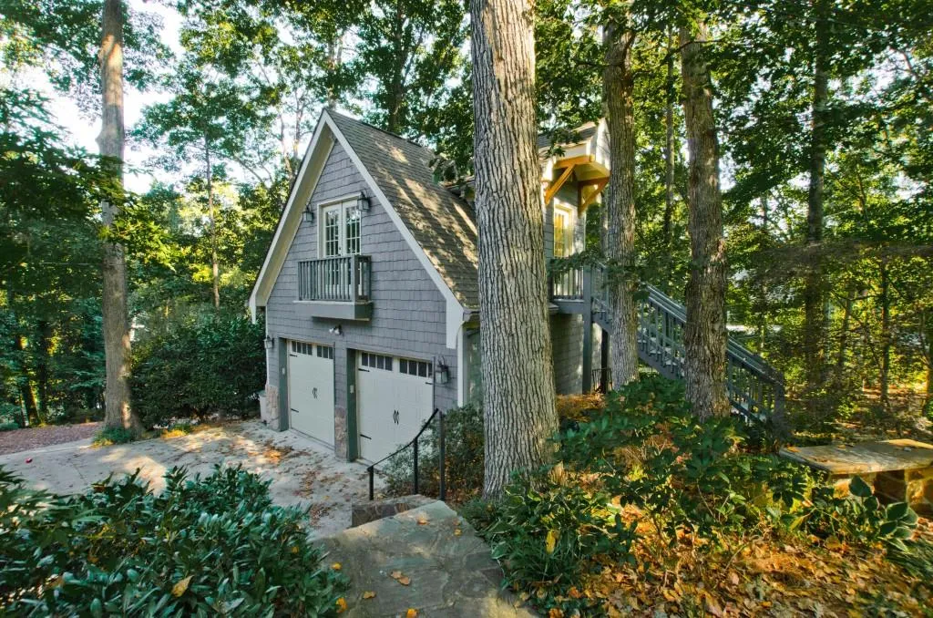 5058 Carol Lane, Atlanta, Georgia 30327, 6 Bedrooms Bedrooms, ,4 BathroomsBathrooms,Residential,Sold,5058 Carol Lane,6767295