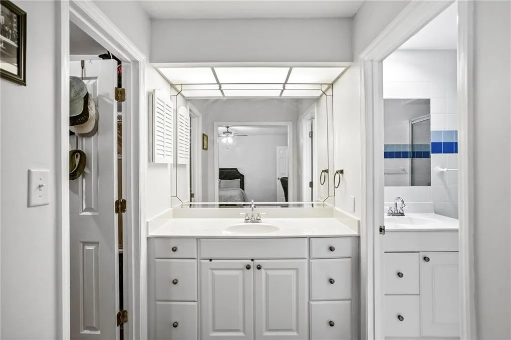 376 The Chace Unit 376, Sandy Springs, Georgia 30328, 2 Bedrooms Bedrooms, ,2 BathroomsBathrooms,Residential,Sold,376 The Chace Unit 376,6901260