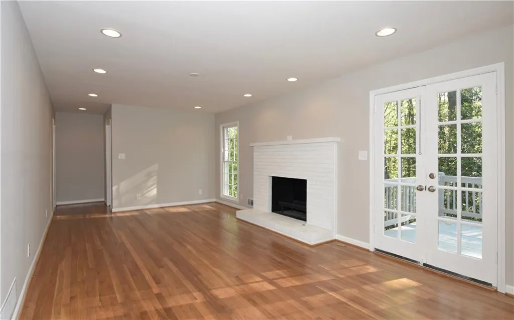 1020 Winding Creek Trail, Sandy Springs, Georgia 30328, 5 Bedrooms Bedrooms, ,4 BathroomsBathrooms,Residential,Sold,1020 Winding Creek Trail,5672255