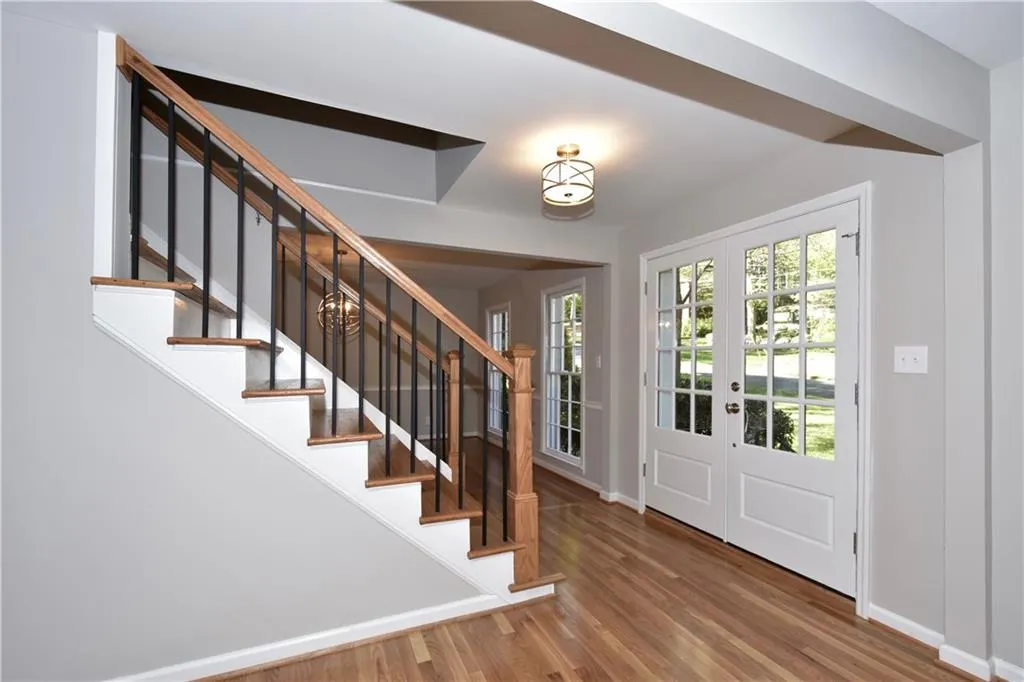 1020 Winding Creek Trail, Sandy Springs, Georgia 30328, 5 Bedrooms Bedrooms, ,4 BathroomsBathrooms,Residential,Sold,1020 Winding Creek Trail,5672255
