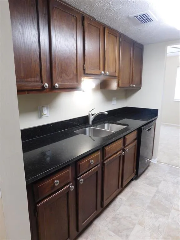 8829 Applegate Lane, Atlanta, Georgia 30350, 2 Bedrooms Bedrooms, ,2 BathroomsBathrooms,Residential,Sold,8829 Applegate Lane,5867846