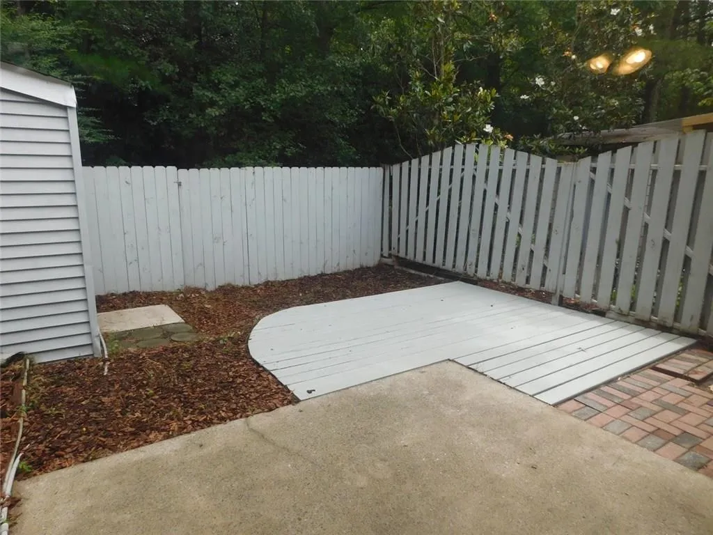 8829 Applegate Lane, Atlanta, Georgia 30350, 2 Bedrooms Bedrooms, ,2 BathroomsBathrooms,Residential,Sold,8829 Applegate Lane,5867846