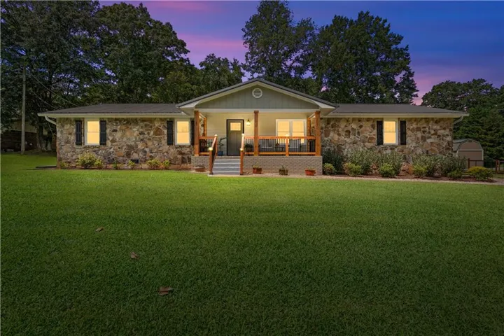 23 Oakwood Drive, Cedartown, Georgia 30125