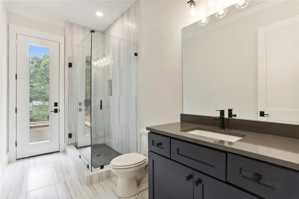 505 Belada Boulevard, Sandy Springs, Georgia 30342, 5 Bedrooms Bedrooms, ,6 BathroomsBathrooms,Residential,Sold,505 Belada Boulevard,7007489