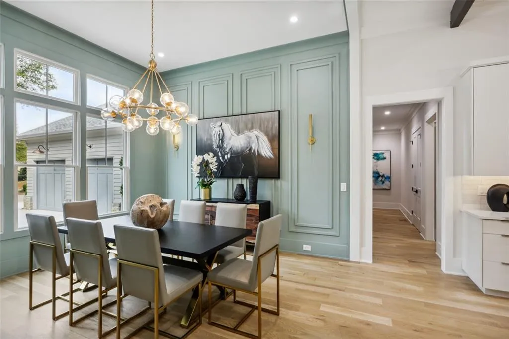 505 Belada Boulevard, Sandy Springs, Georgia 30342, 5 Bedrooms Bedrooms, ,6 BathroomsBathrooms,Residential,Sold,505 Belada Boulevard,7007489